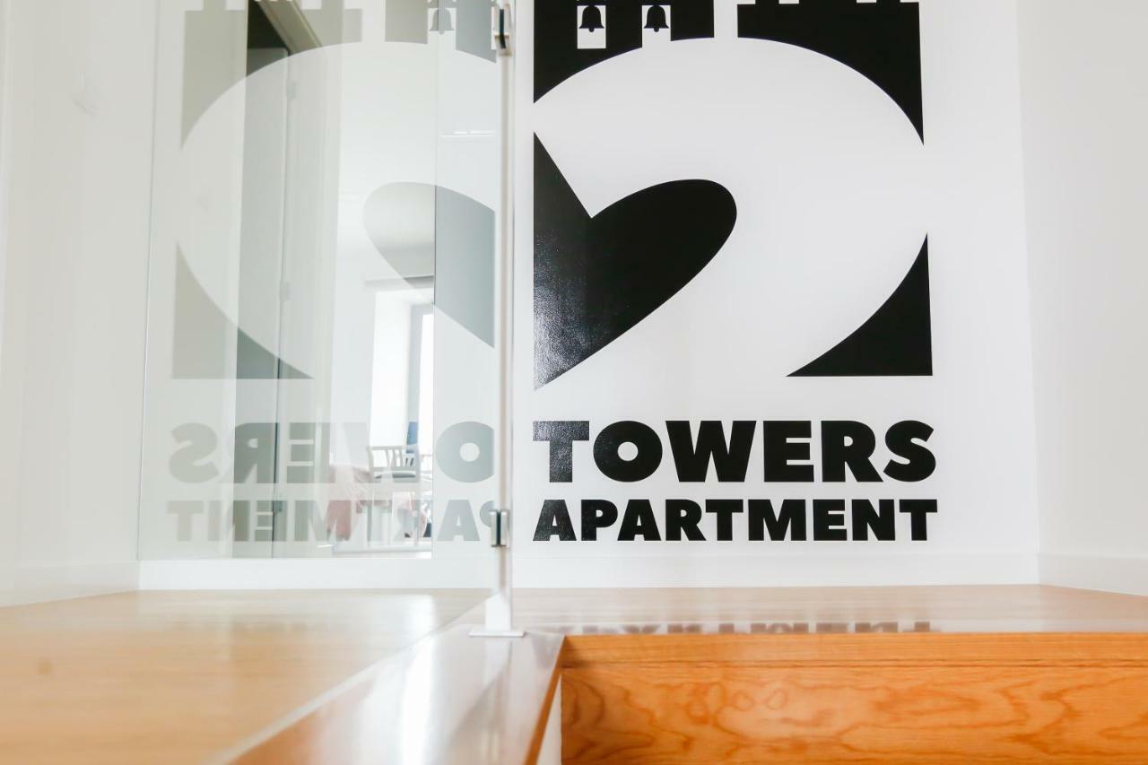 2 Towers *